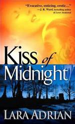 Kiss of Midnight (Midnight Breed #1)